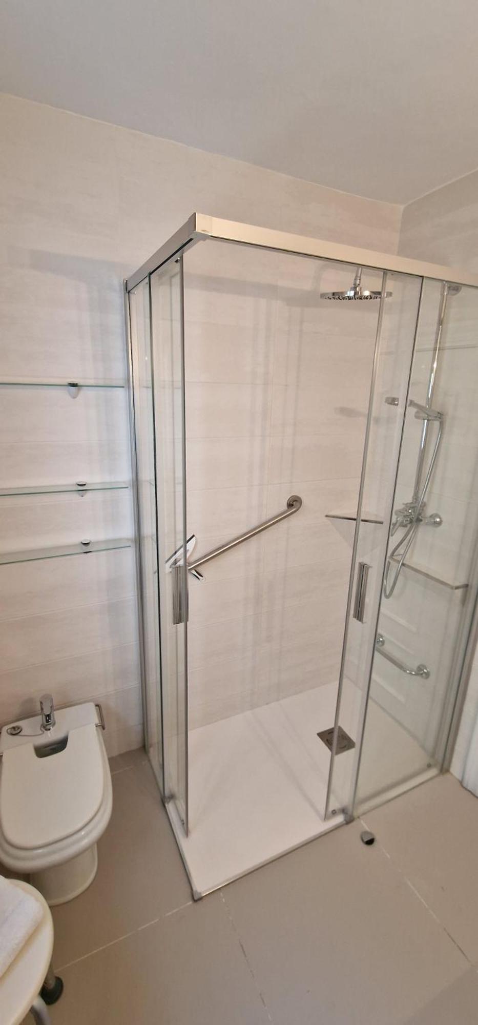 Apartment El Ventanal De La Playa - 6 Pax - 4 Hab Y 2 Banos - Vut-4511-as *